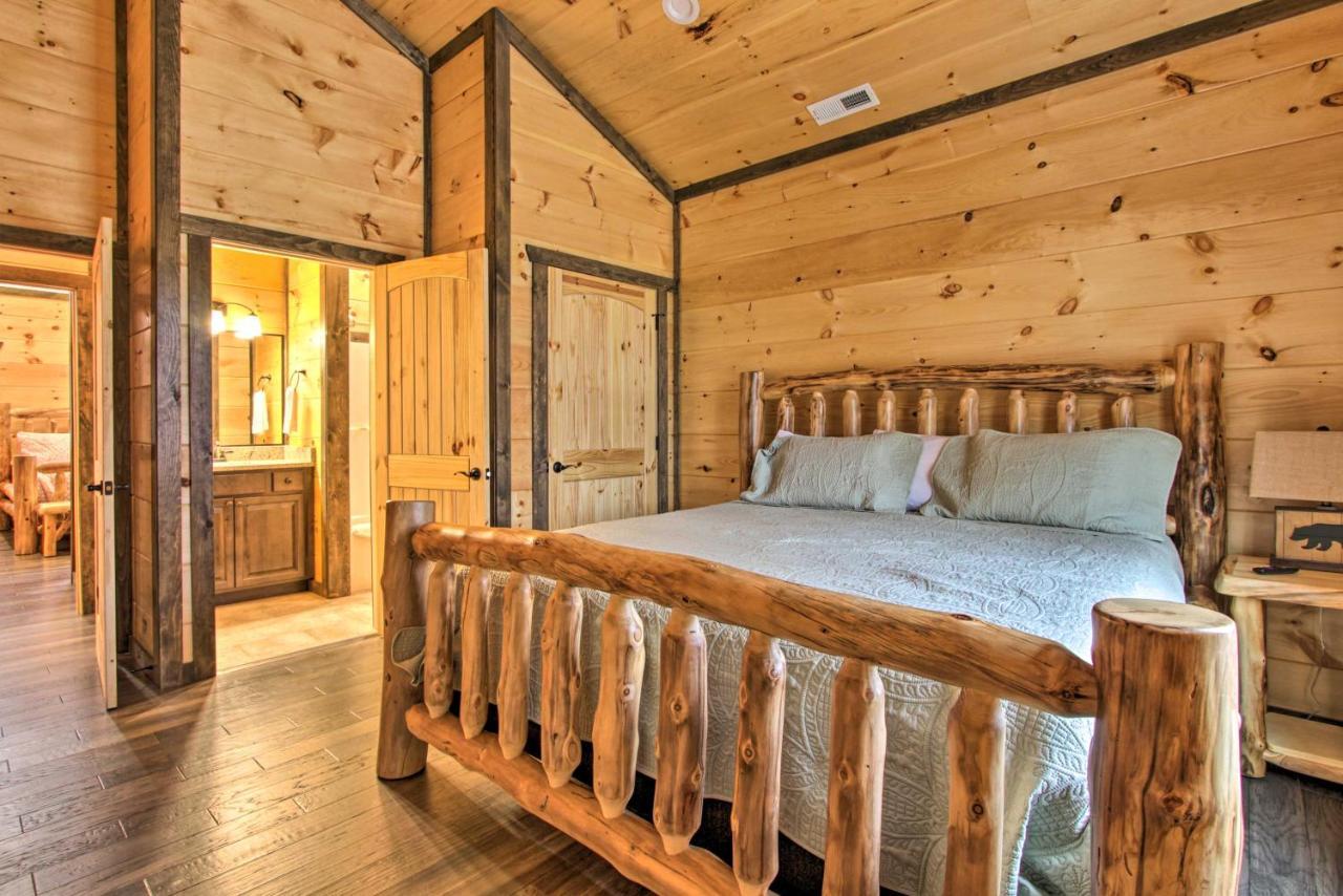 Luxe Cabin With Home Theater Less Than 2 Miles To Gatlinburg Zewnętrze zdjęcie