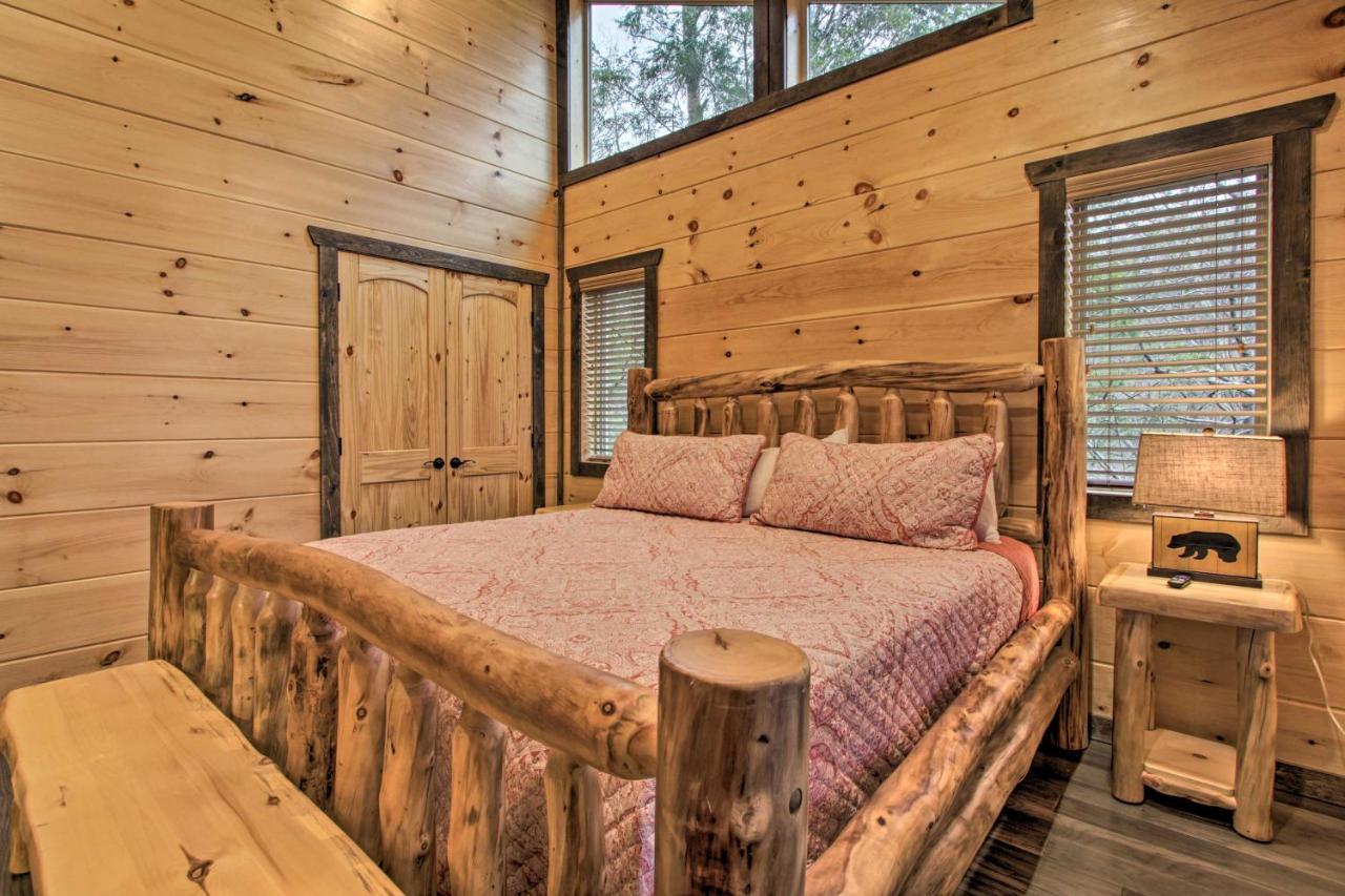 Luxe Cabin With Home Theater Less Than 2 Miles To Gatlinburg Zewnętrze zdjęcie
